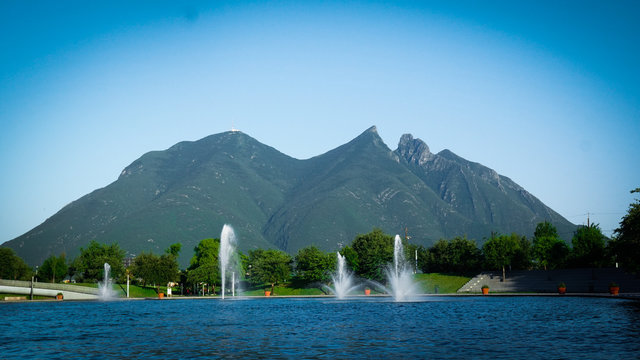 Paseo Santa Lucía, Monterrey